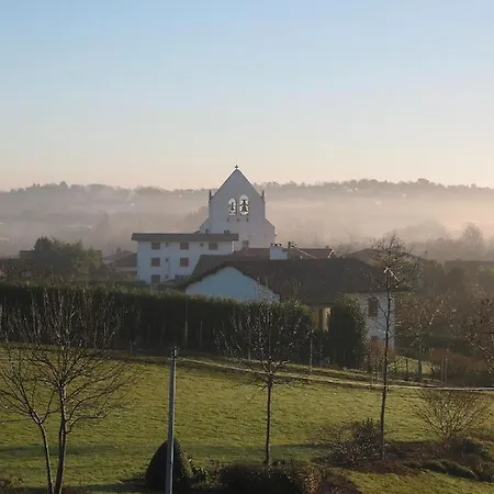 Proche Mer Et Montagnes Appartement *